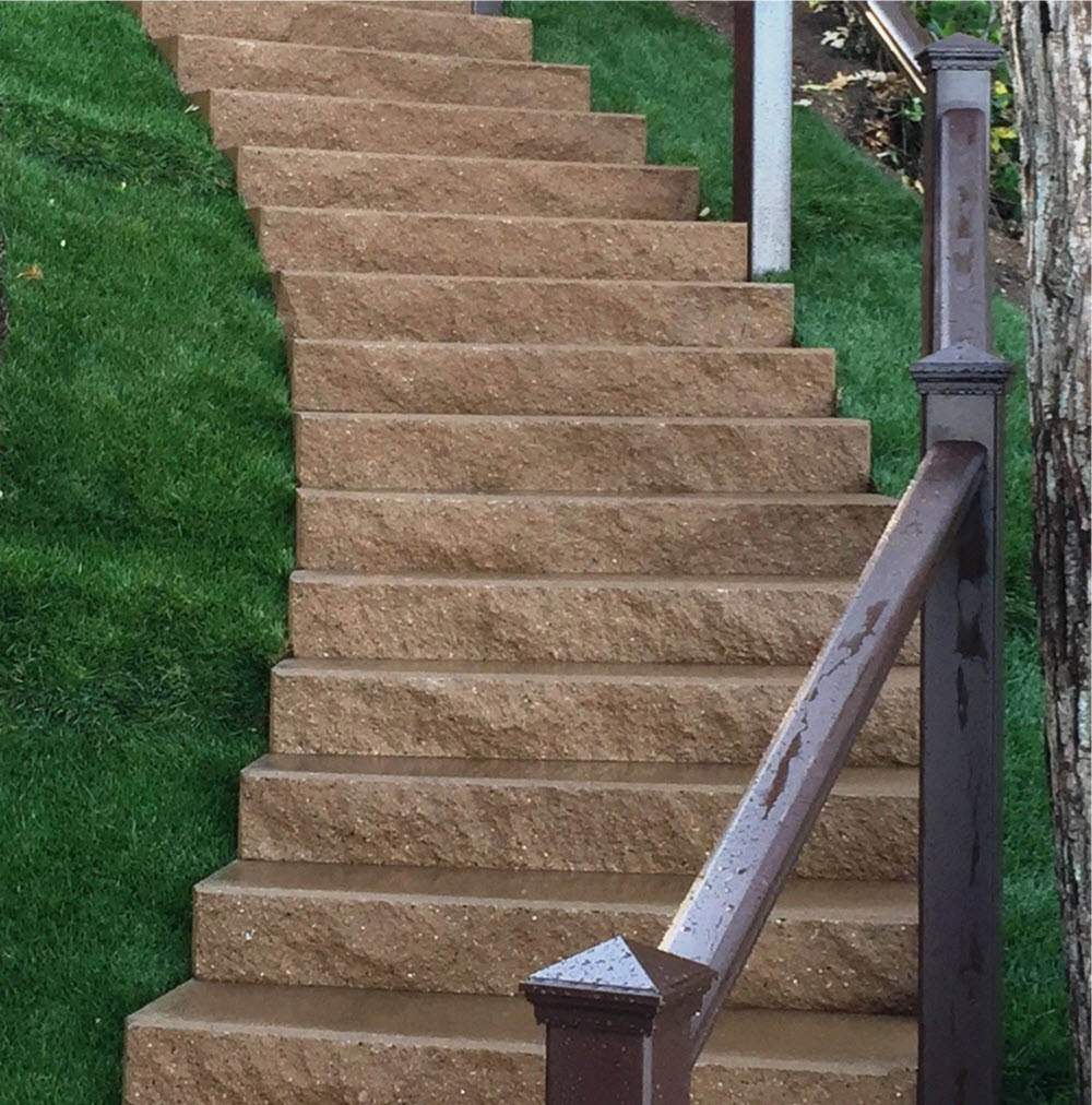 Premade concrete steps